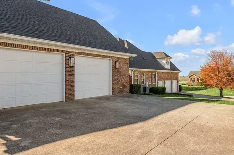 1056 High Point Drive Nicholasville KY 40356