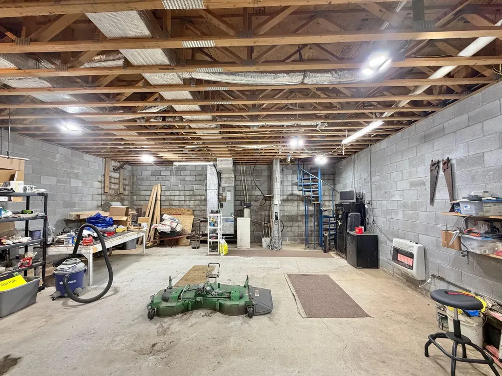 1439 Wolf Creek Middle Fork Road Pilgrim KY 41250