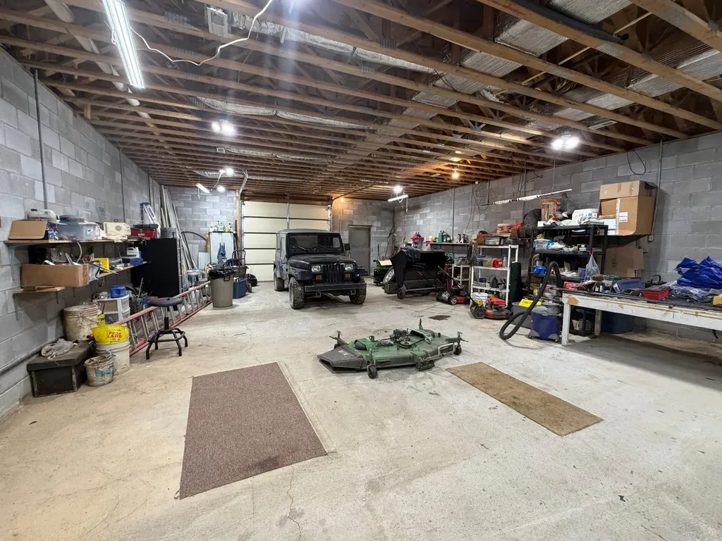 1439 Wolf Creek Middle Fork Road Pilgrim KY 41250