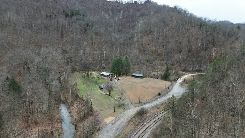 1439 Wolf Creek Middle Fork Road Pilgrim KY 41250