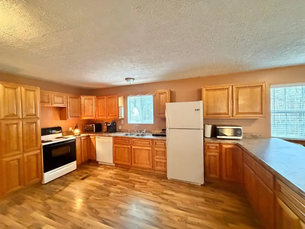 1439 Wolf Creek Middle Fork Road Pilgrim KY 41250