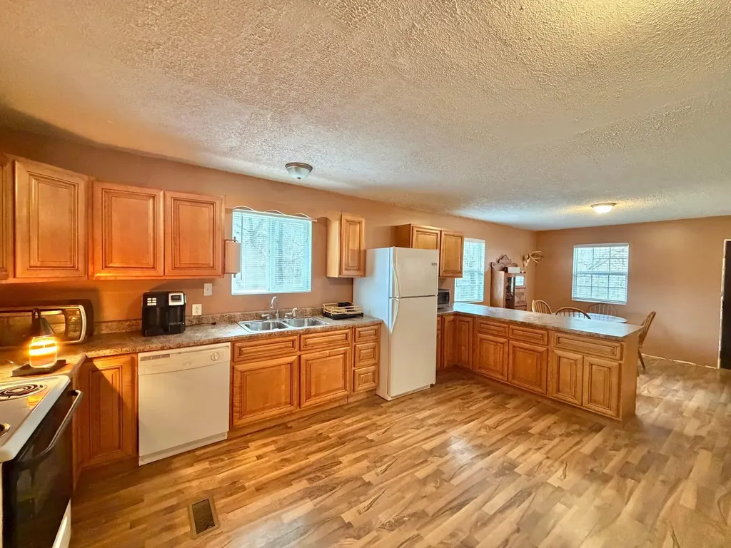1439 Wolf Creek Middle Fork Road Pilgrim KY 41250
