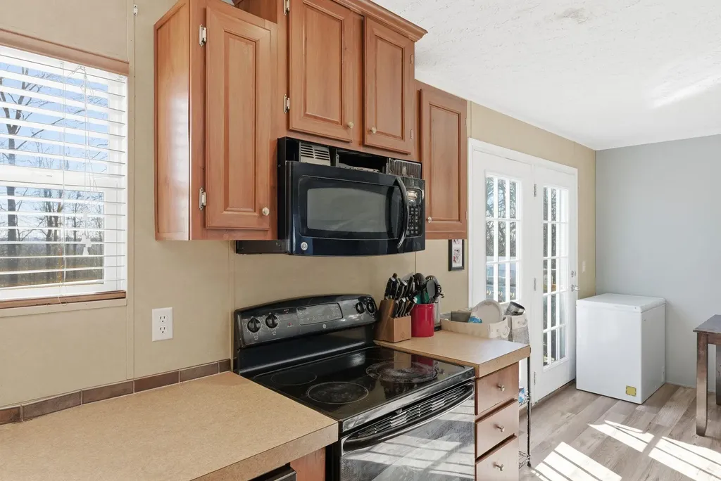 93 Bloss Road Mt Vernon KY 40456