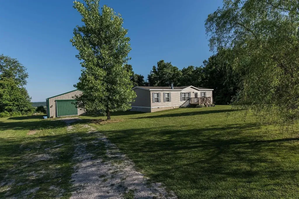 93 Bloss Road Mt Vernon KY 40456