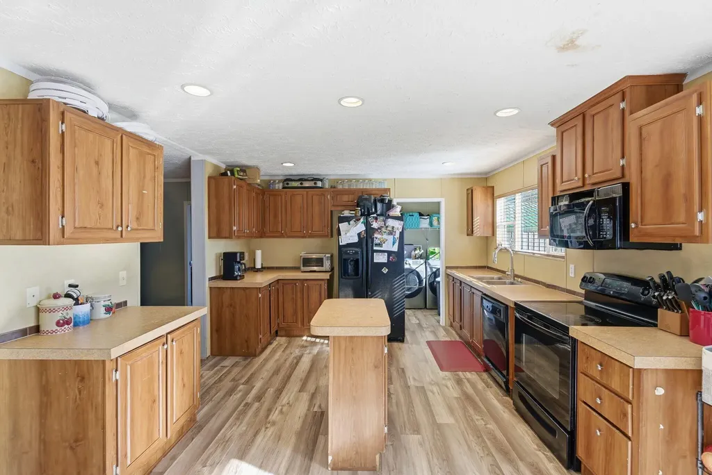 93 Bloss Road Mt Vernon KY 40456
