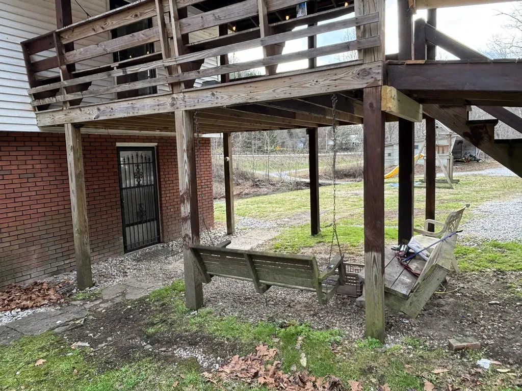 5930 Ky-11 Manchester KY 40962