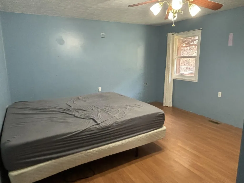 5930 Ky-11 Manchester KY 40962