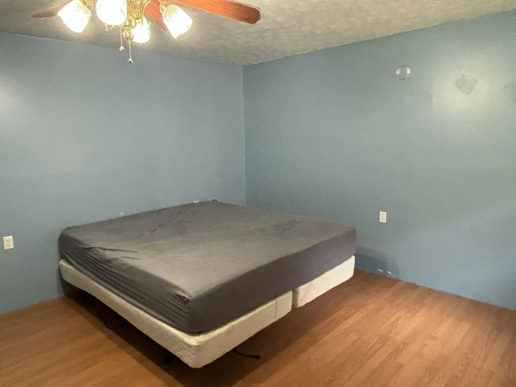 5930 Ky-11 Manchester KY 40962