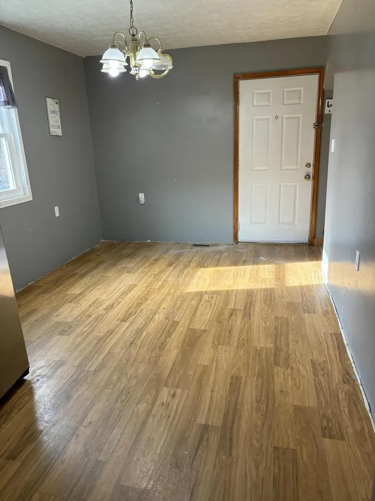 5930 Ky-11 Manchester KY 40962