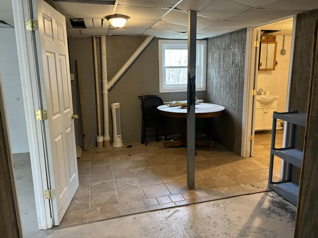 5930 Ky-11 Manchester KY 40962