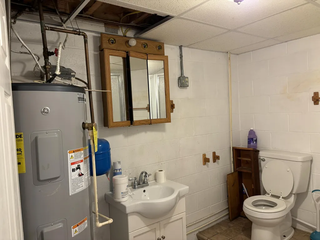 5930 Ky-11 Manchester KY 40962