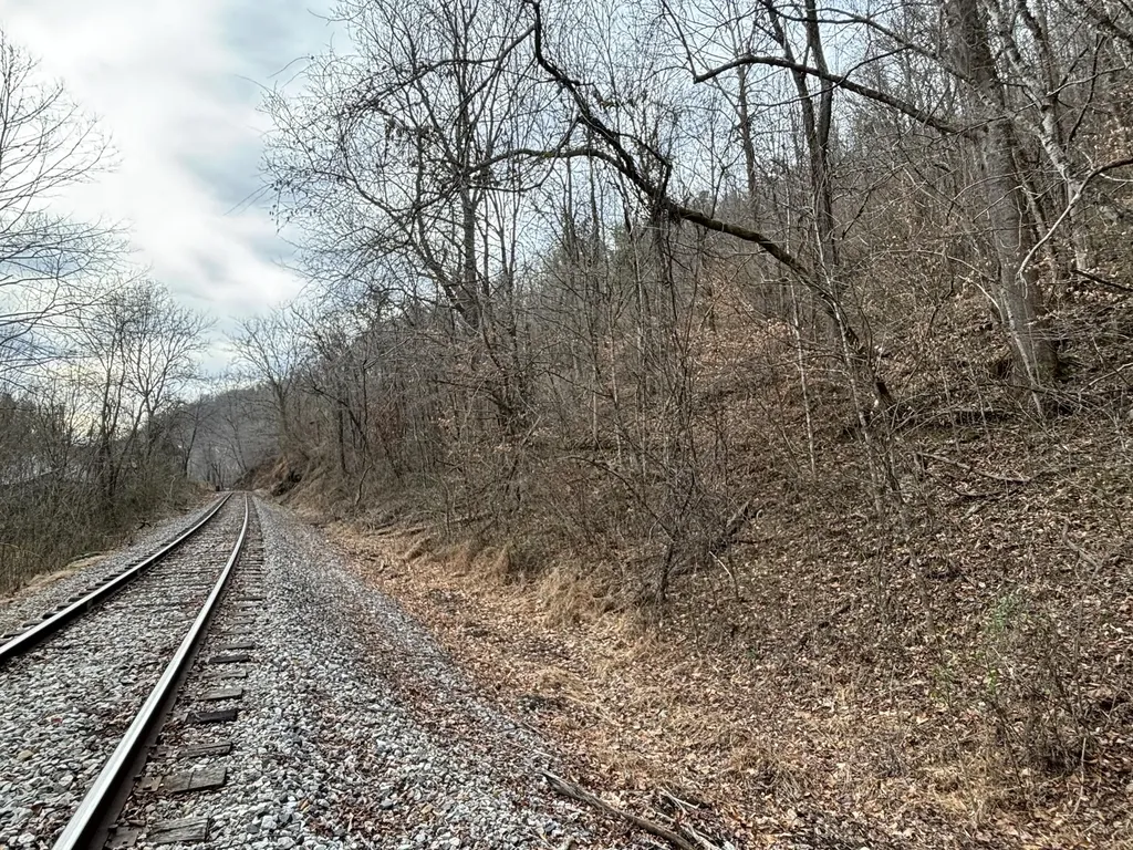 5930 Ky-11 Manchester KY 40962