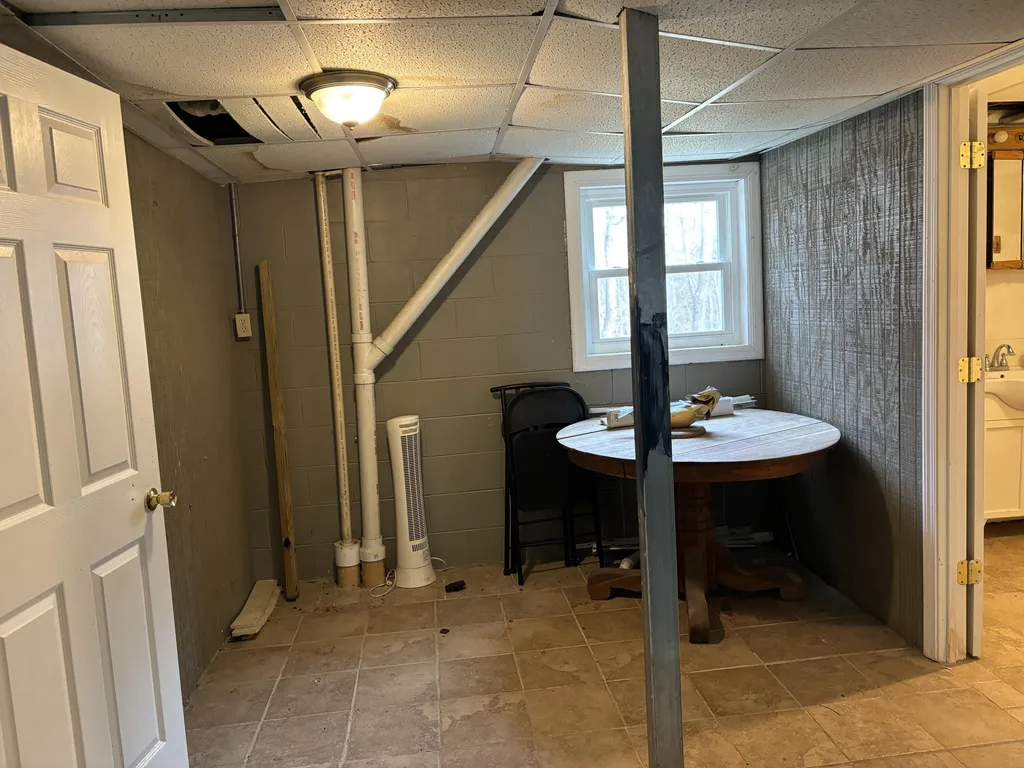 5930 Ky-11 Manchester KY 40962