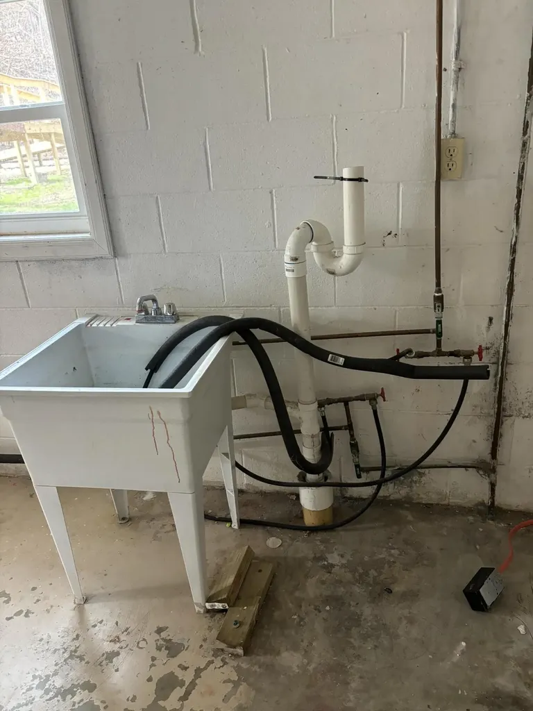 5930 Ky-11 Manchester KY 40962