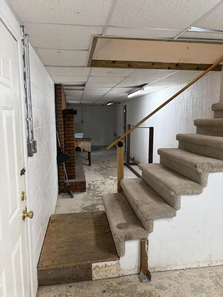 5930 Ky-11 Manchester KY 40962