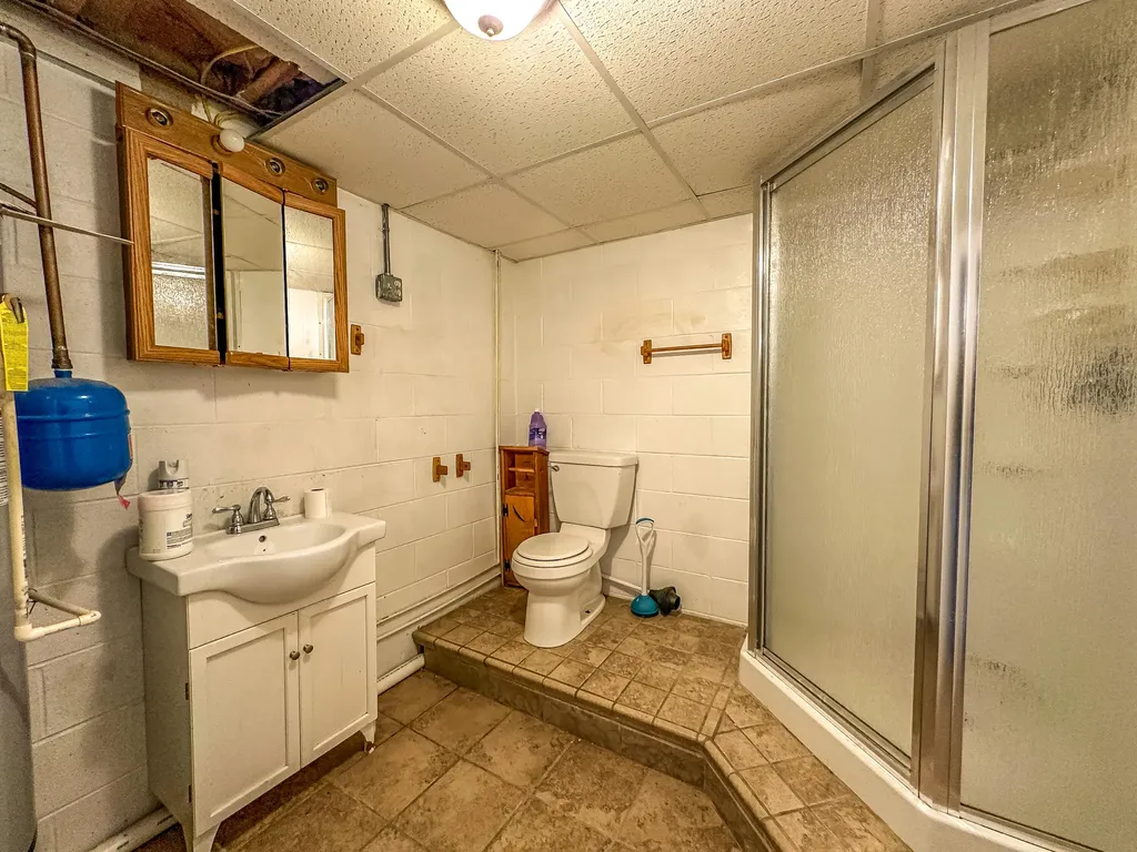 5930 Ky-11 Manchester KY 40962