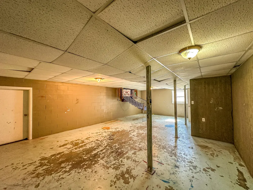 5930 Ky-11 Manchester KY 40962