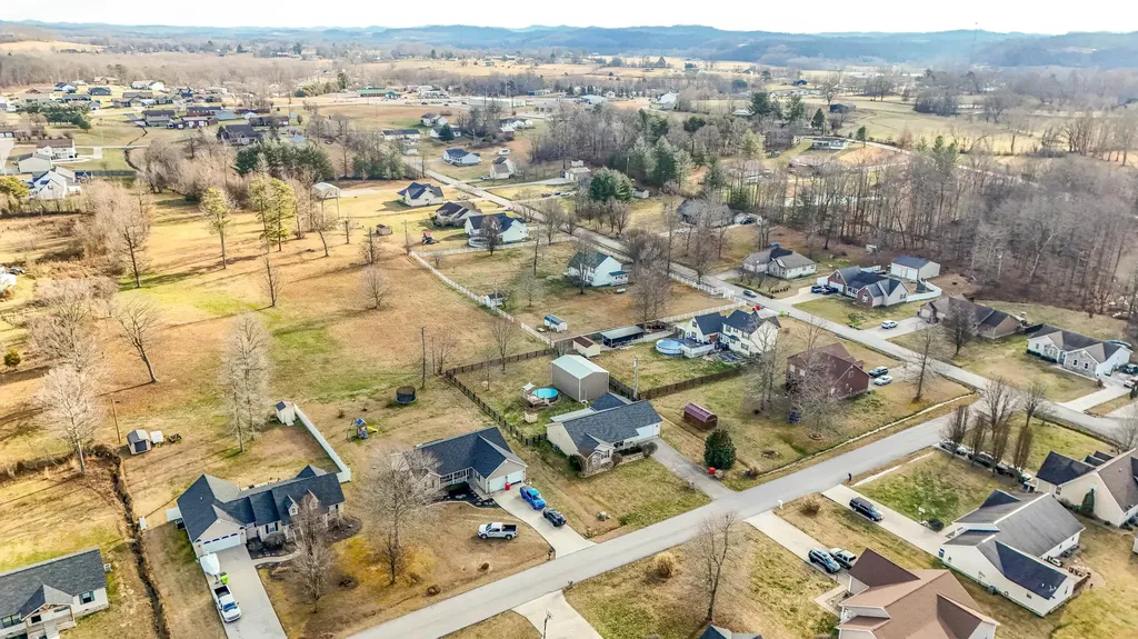 54 Talon Trail London KY 40744