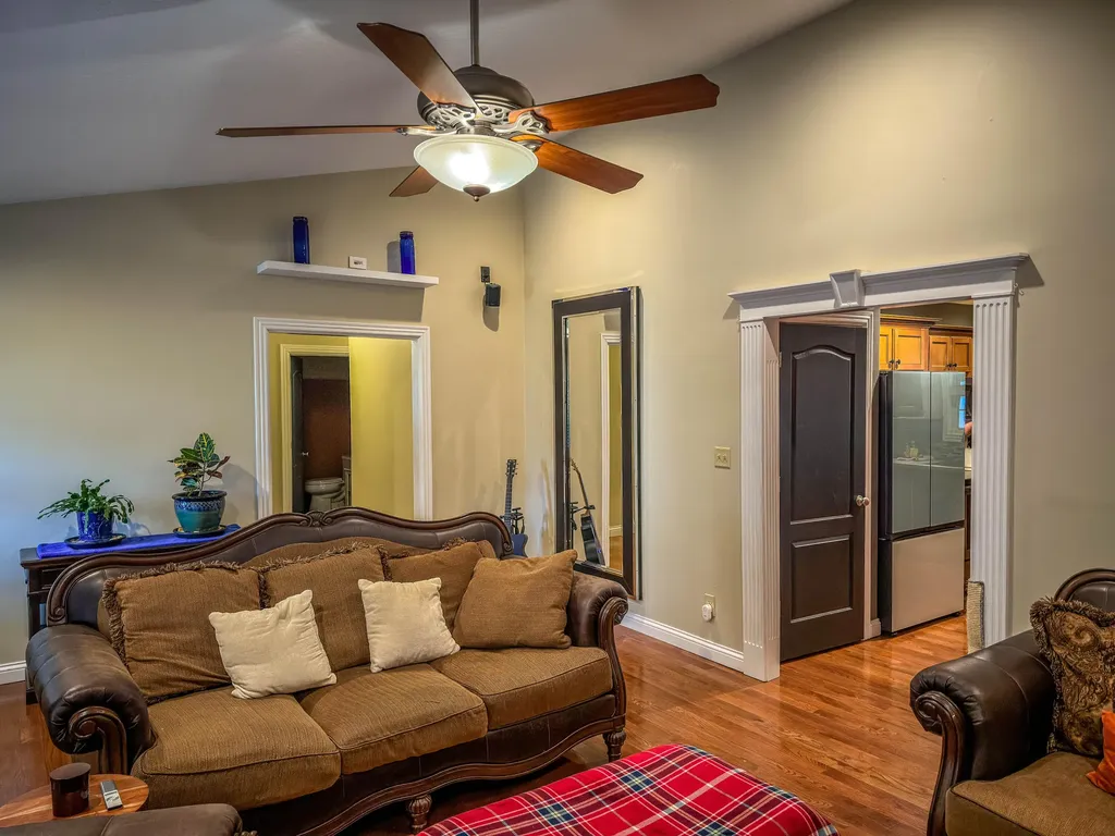 54 Talon Trail London KY 40744