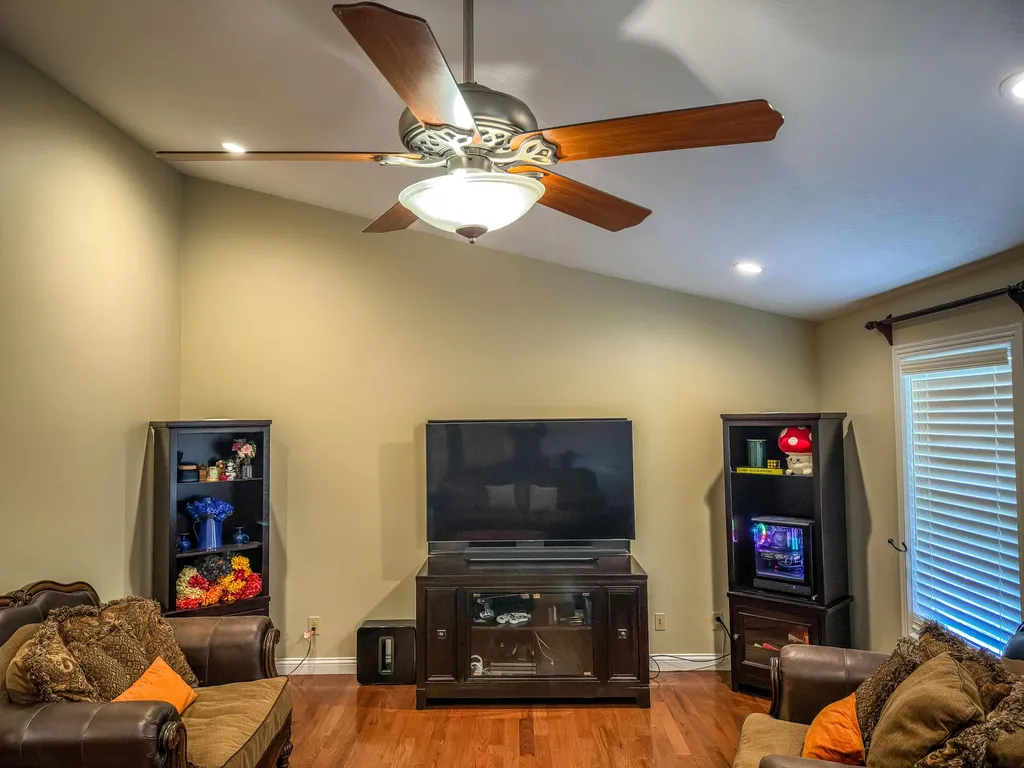 54 Talon Trail London KY 40744