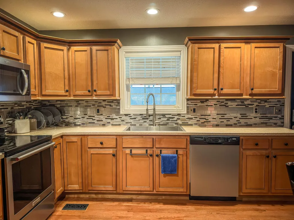 54 Talon Trail London KY 40744