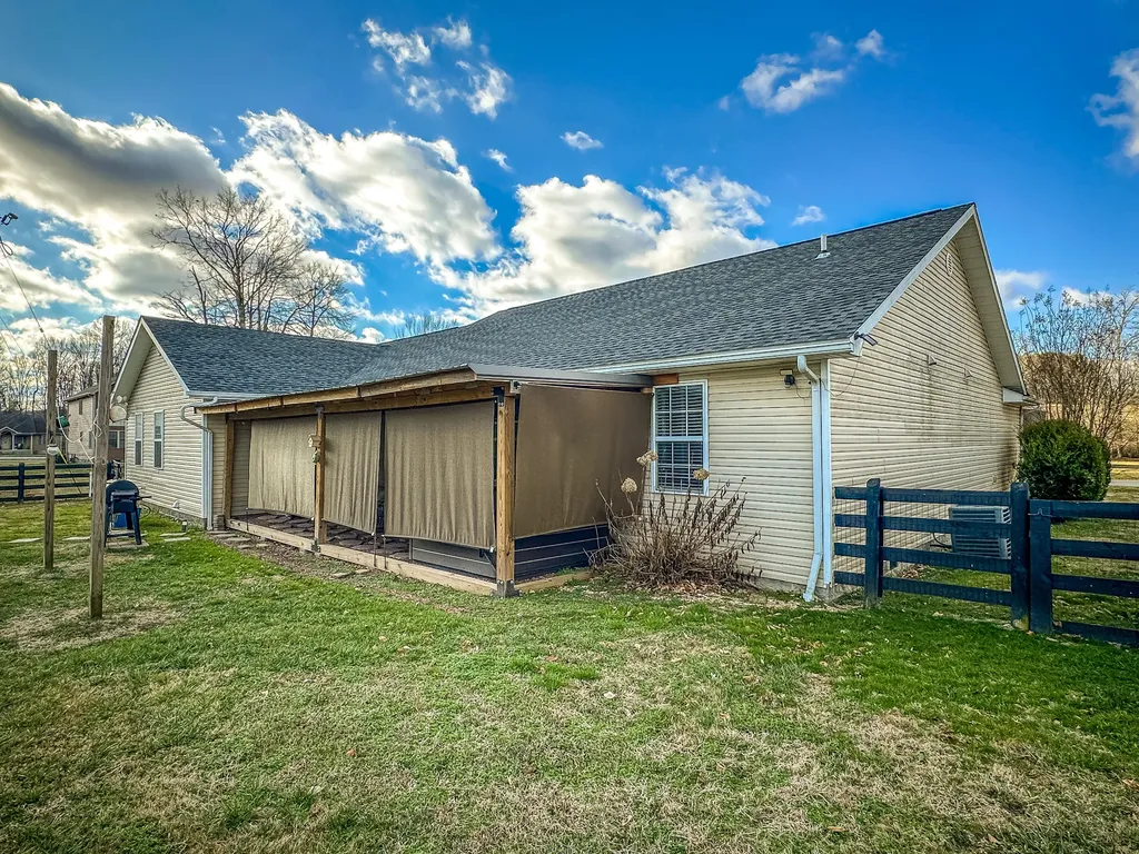 54 Talon Trail London KY 40744
