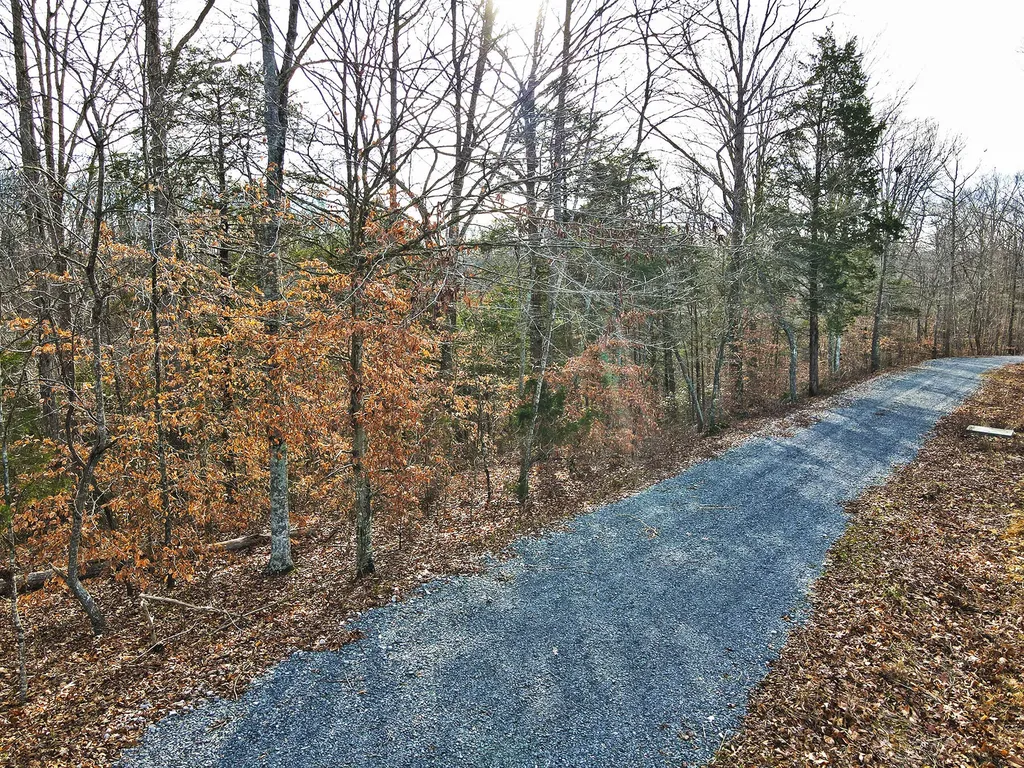 3 Carson Road Russell Springs KY 42642