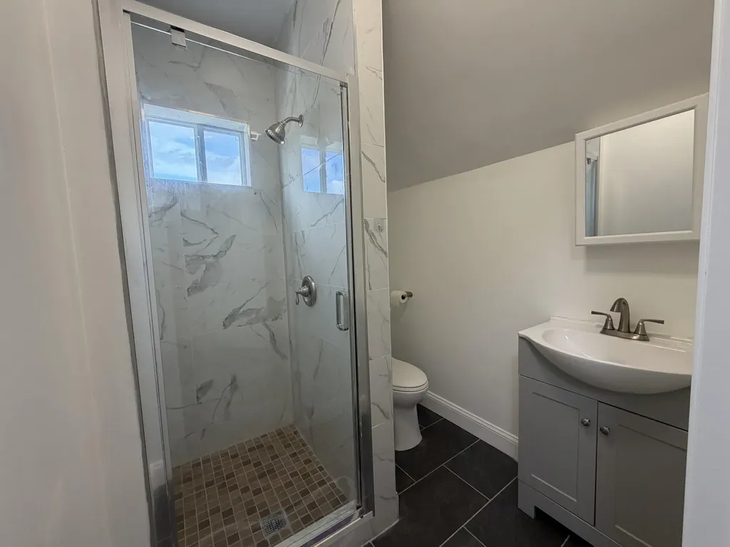 402 Park Avenue Irvine KY 40336