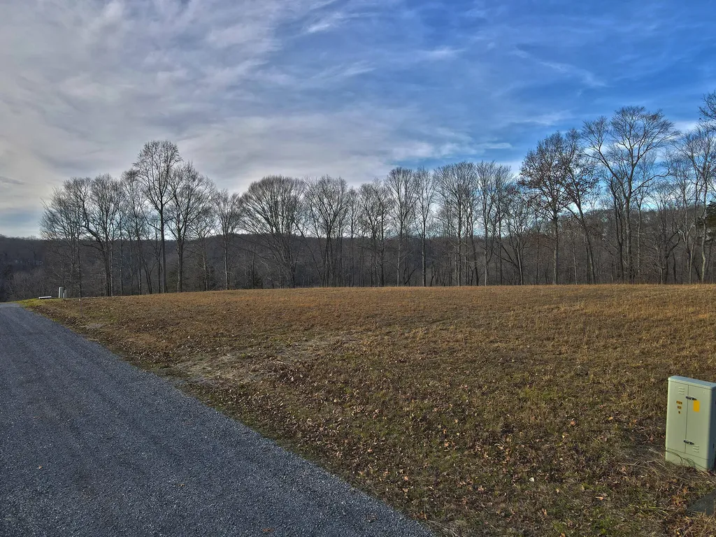 11 Dockery Road Russell Springs KY 42642