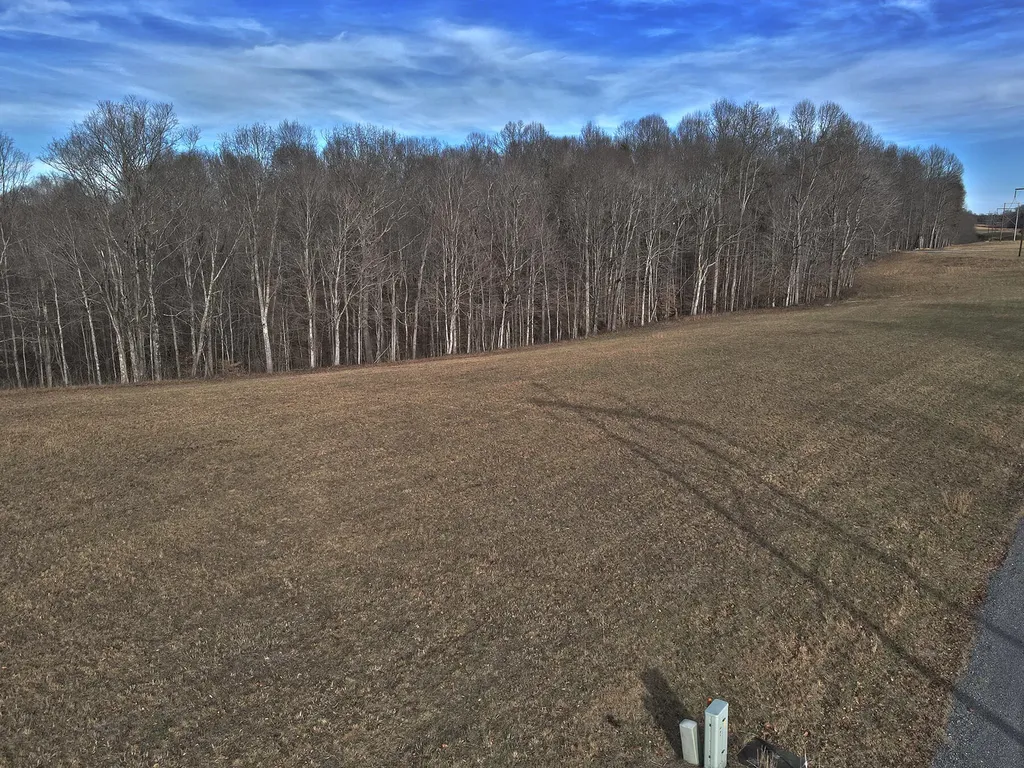 16 Dockery Road Russell Springs KY 42642