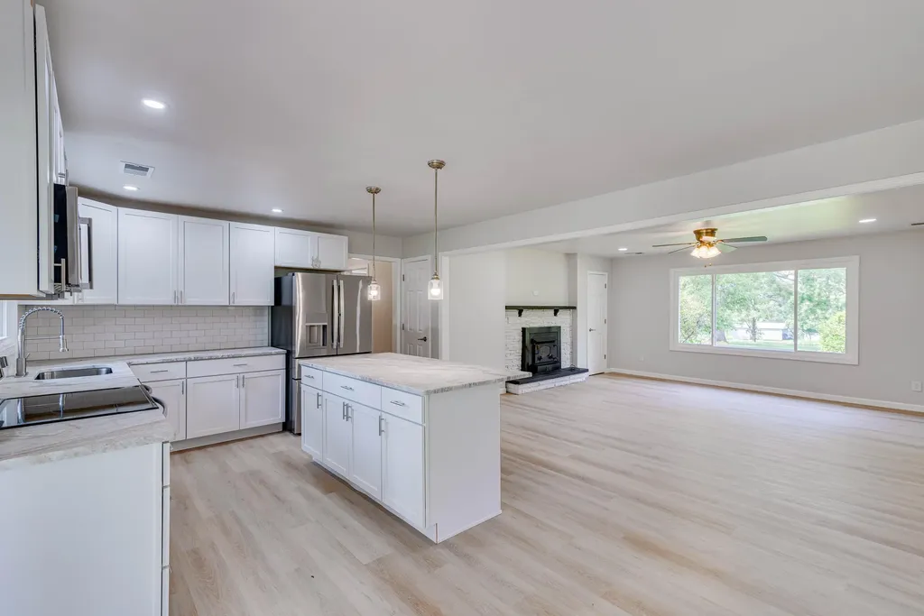 2450 Vince Road Nicholasville KY 40356