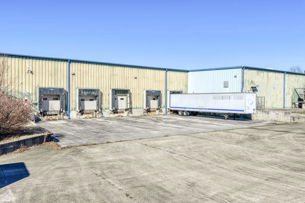 1200 Columbia Avenue Monticello KY 42633