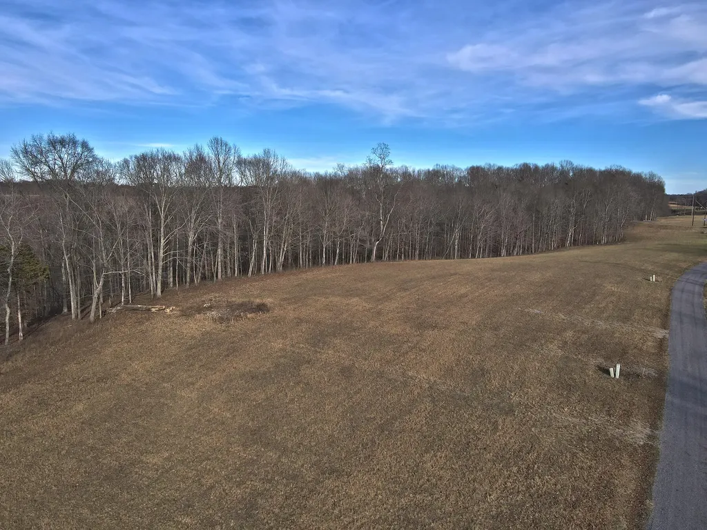 21 Dockery Road Russell Springs KY 42642