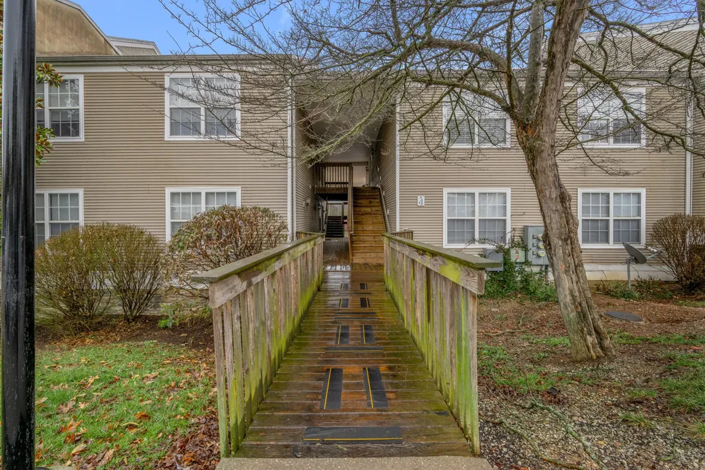 857 Malabu Drive Lexington KY 40502