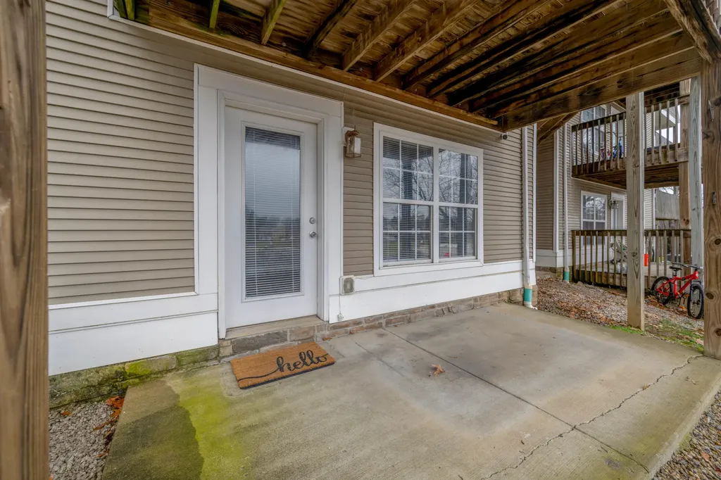 857 Malabu Drive Lexington KY 40502