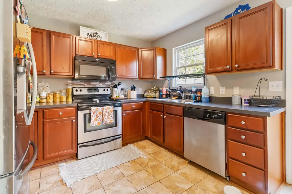 111 Baybrook Circle Nicholasville KY 40356