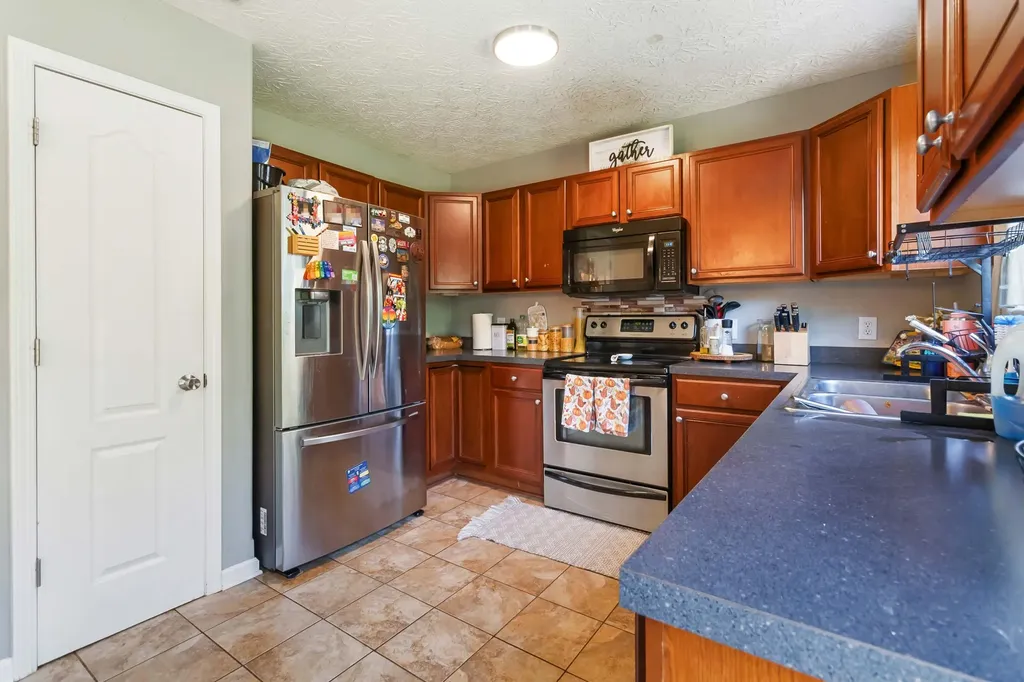 111 Baybrook Circle Nicholasville KY 40356