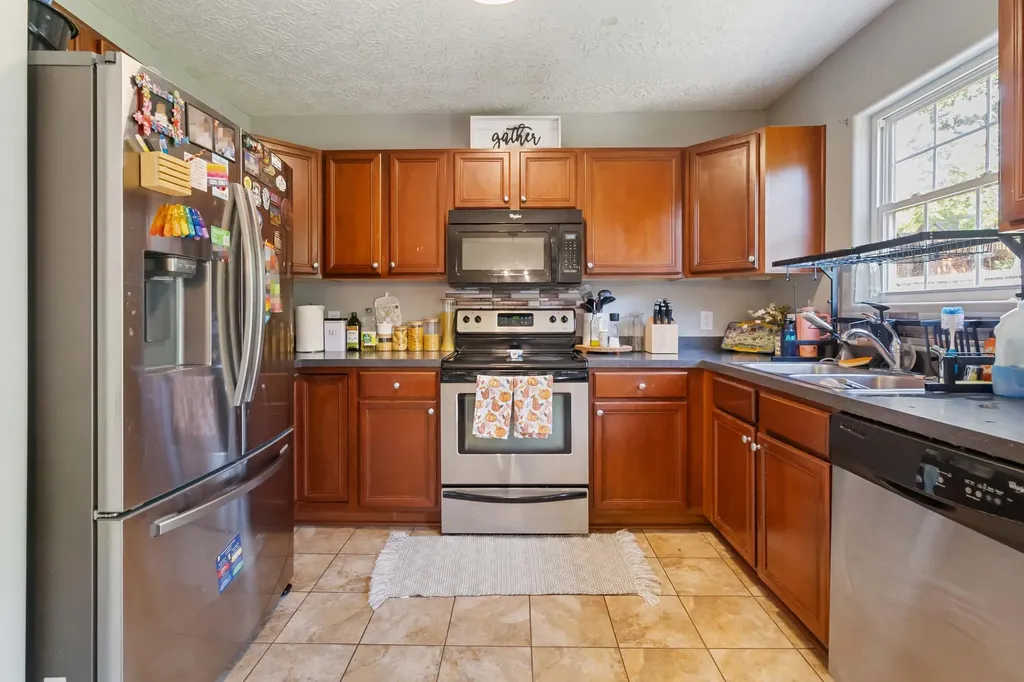 111 Baybrook Circle Nicholasville KY 40356