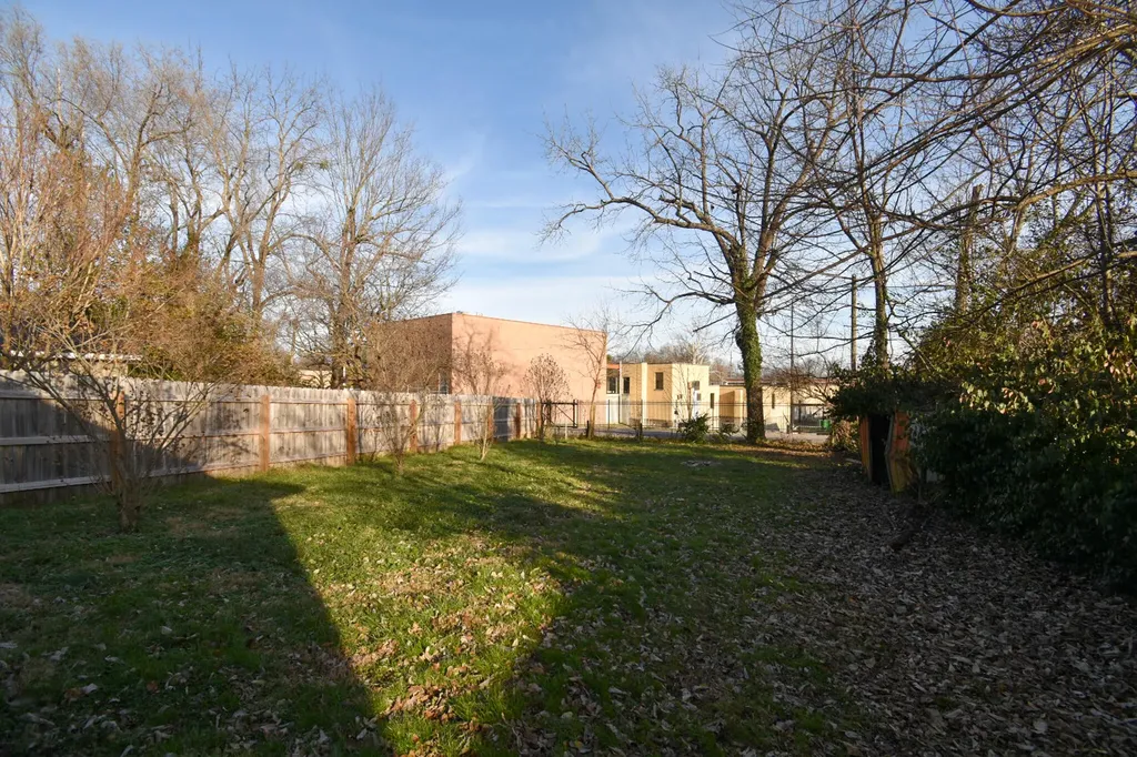 404 Locust Street Danville KY 40422