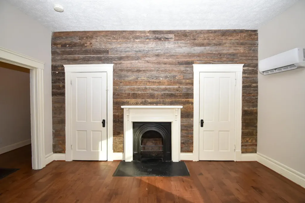 404 Locust Street Danville KY 40422