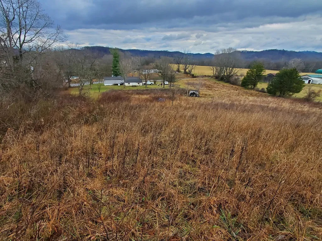 2165 State Highway 3246 Crab Orchard KY 40419
