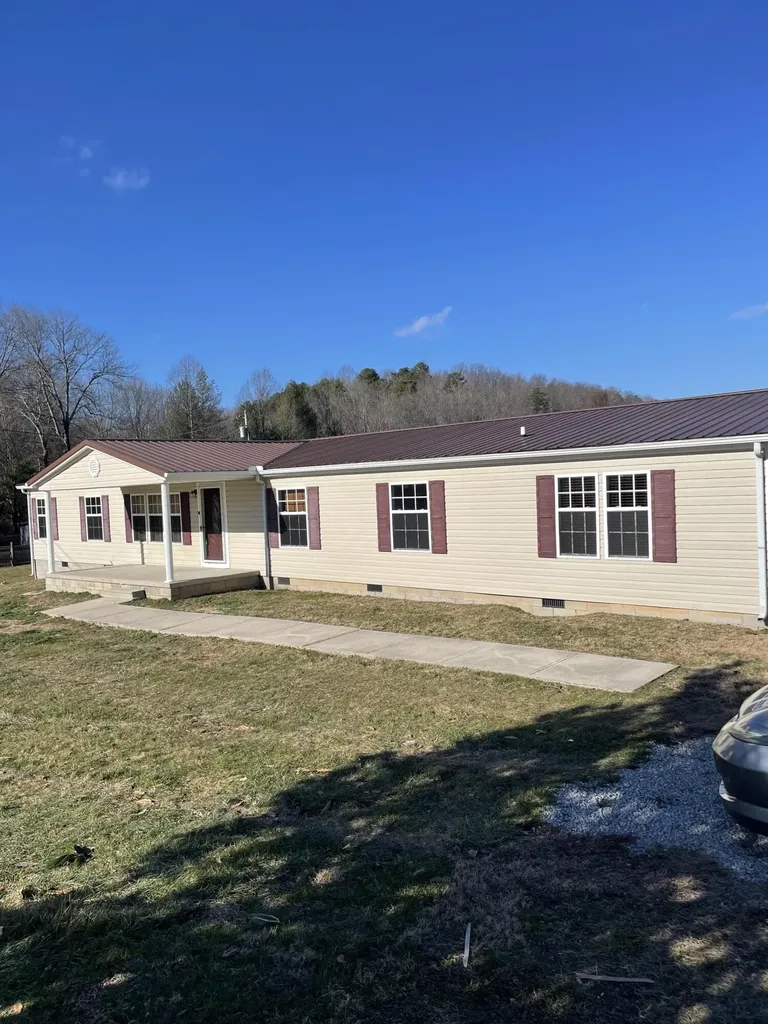 6854 E Laurel Road London KY 40741