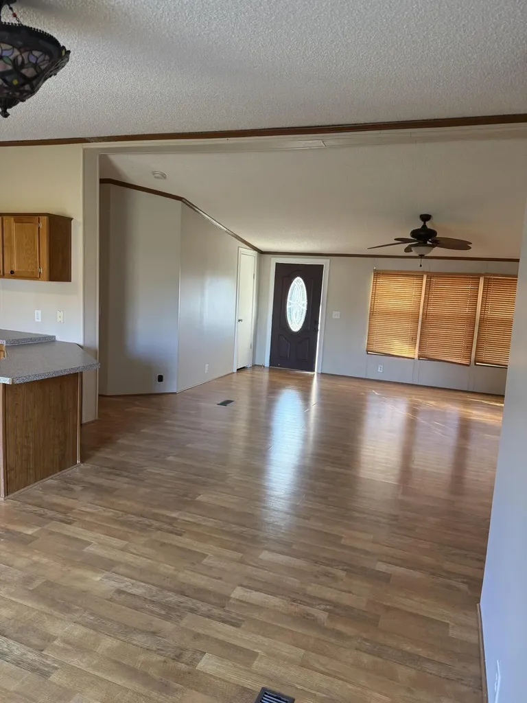 6854 E Laurel Road London KY 40741