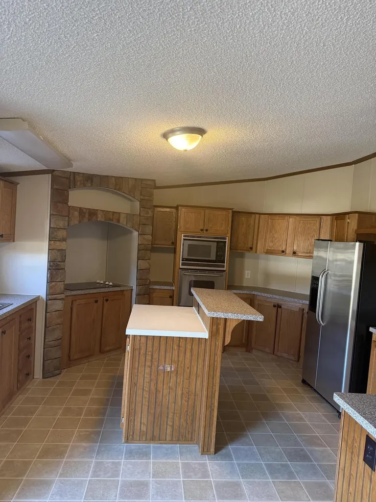 6854 E Laurel Road London KY 40741