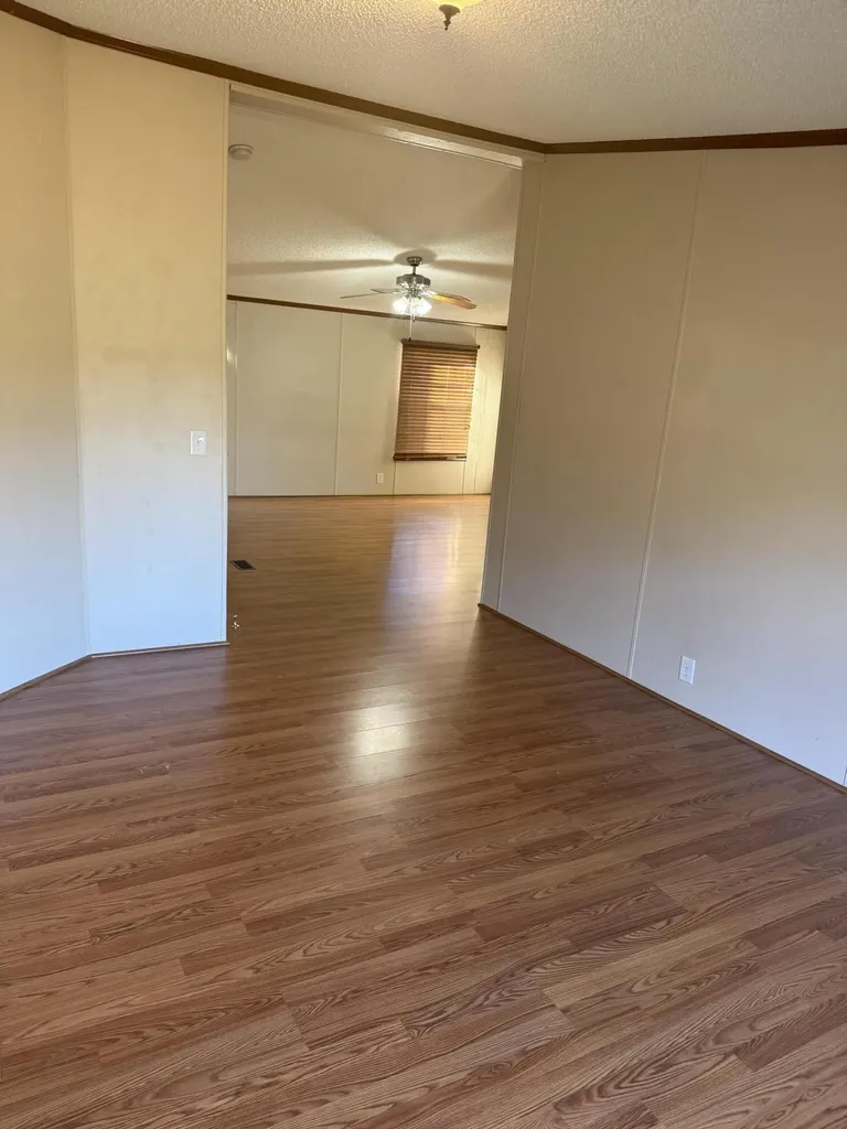 6854 E Laurel Road London KY 40741