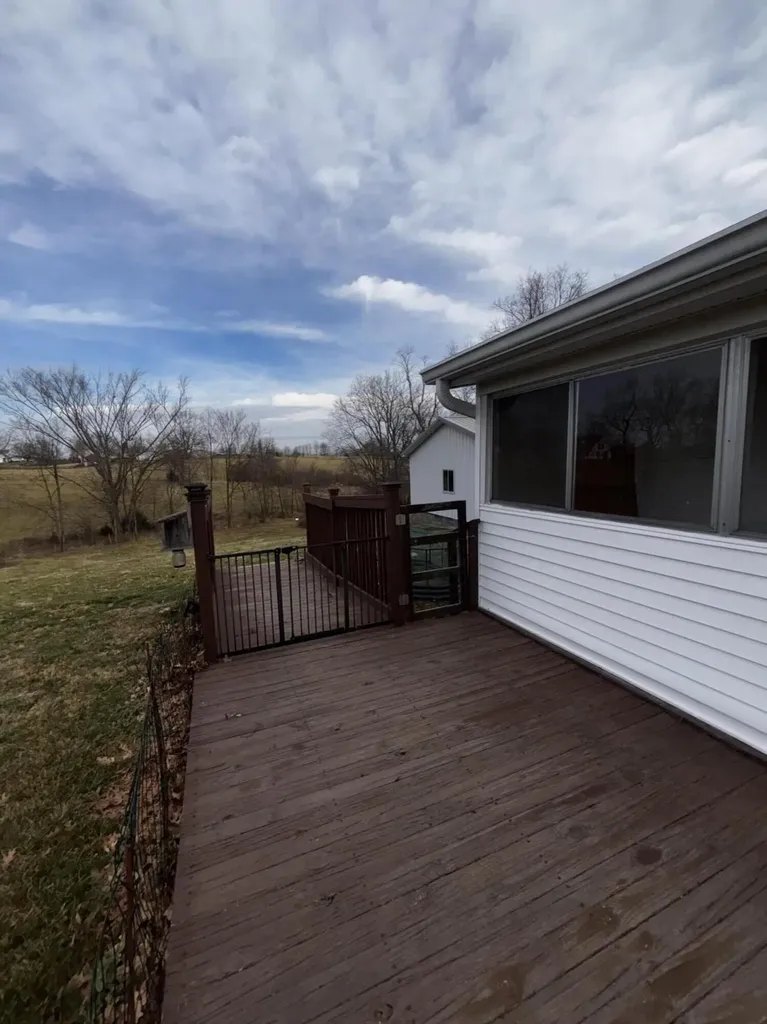 205 W 1st Street Perryville KY 40468