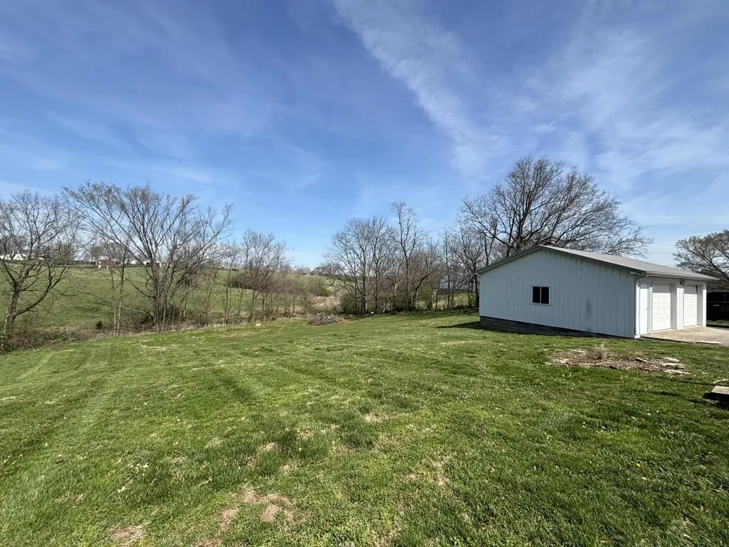 205 W 1st Street Perryville KY 40468
