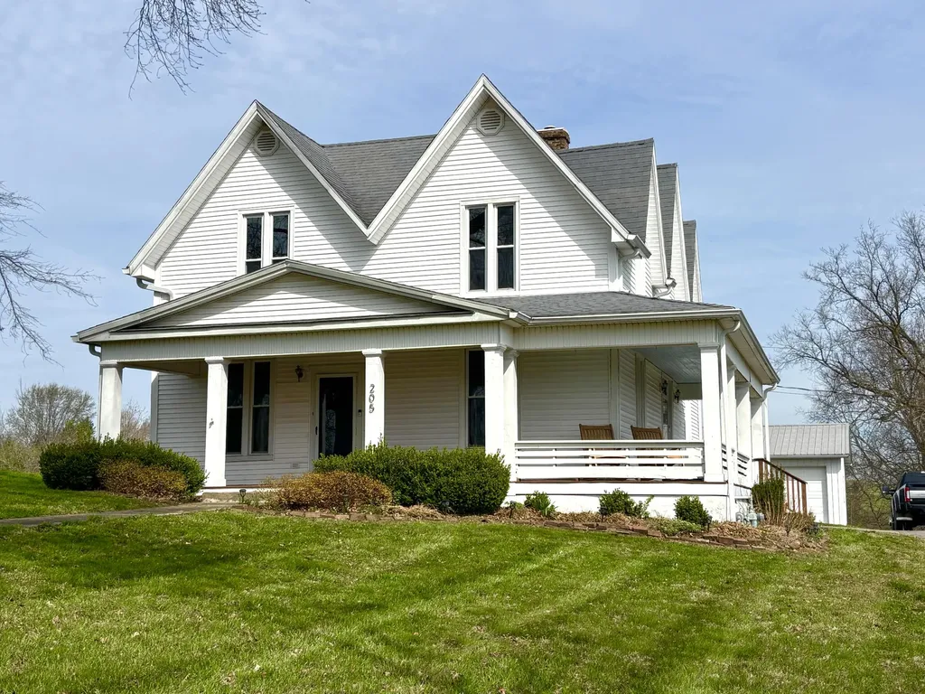 205 W 1st Street Perryville KY 40468