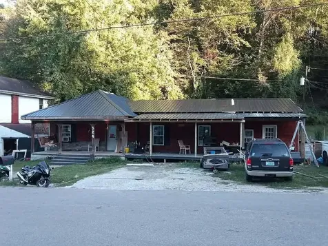524 4TH Street Flatwoods KY 41139