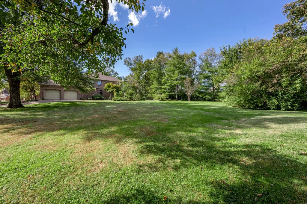 563 Gingermill Lane Lexington KY 40509